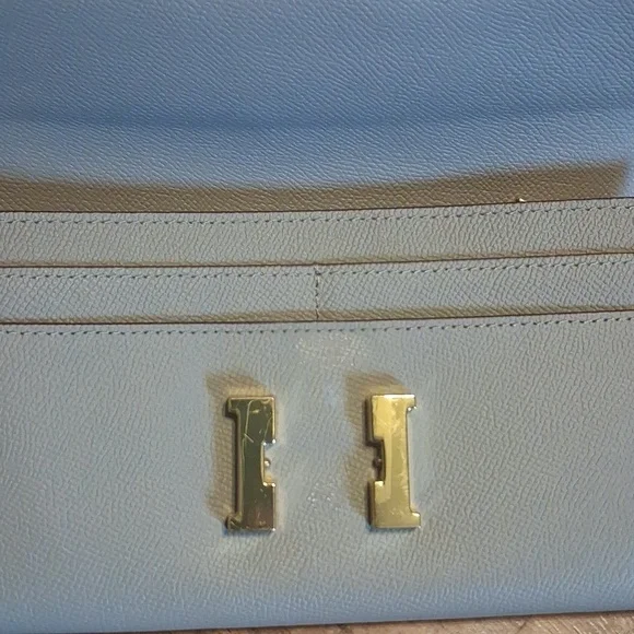 Constance Wallet in Light Gray with Gold Hardware - Picture 9 of 11